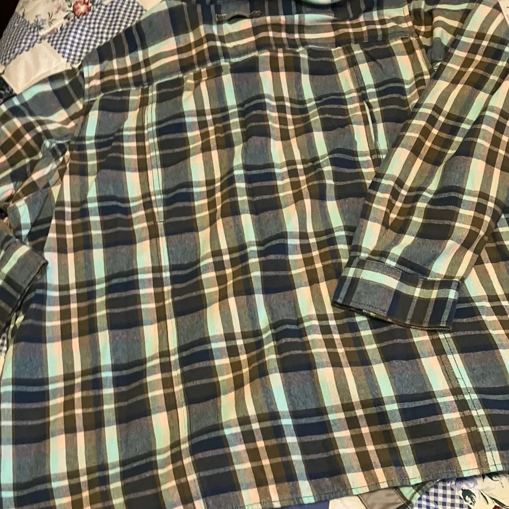Duluth Trading Co Women's Plaid Button Down Shirt - Blue, Mint, Pink - Picture 4 of 5